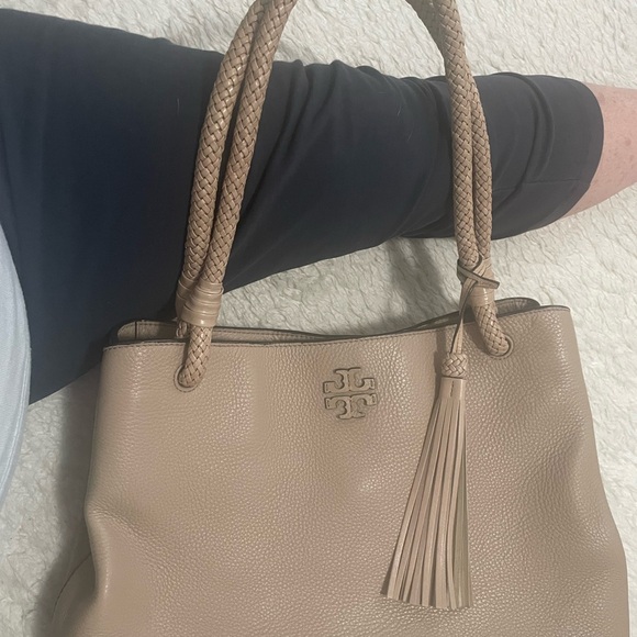 Tory Burch MacGraw handbag! Like new! - Picture 13 of 13